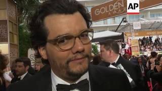 Actors at Golden Globes on Guzman, Penn meeting video