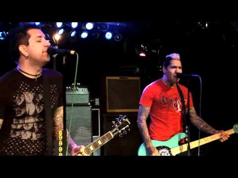 Videoclip de Secret Weapon (Live) — MxPx