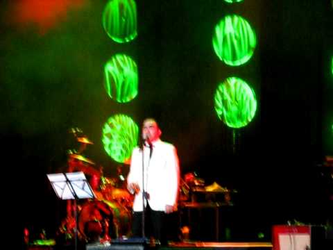 ELIO E LE STORIE TESE Bellimbusti in tour 17 gennaio 2010 VICENZA - Parco Sempione