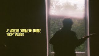Je marche comme on tombe