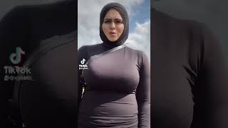 Big Boobs Challenge #shorts #tiktok #big bank #big boobs