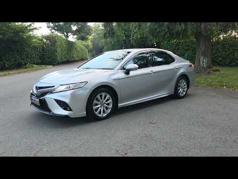 2019 Toyota Camry 2.5 Petrol Hybrid Auto F Leather - Image 2