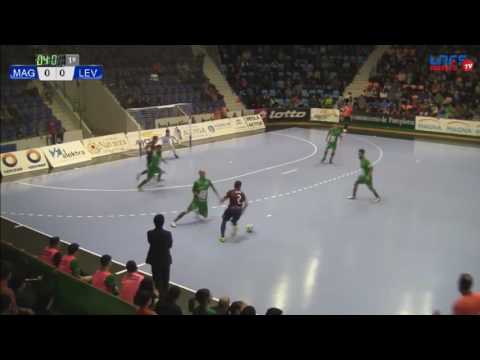 Paradas de Asier en el Magna Gurpea - Levante UD FS. 1Div J8