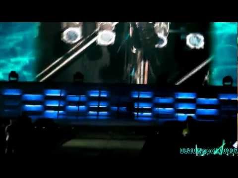 110820 SHINee 1st Concert in Nanjing - The SHINee World