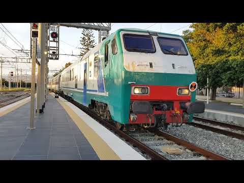 Treno Regionale+Locomotore E464.057 Regionale 93881 Lamezia Terme Centrale-Reggio di C.C.