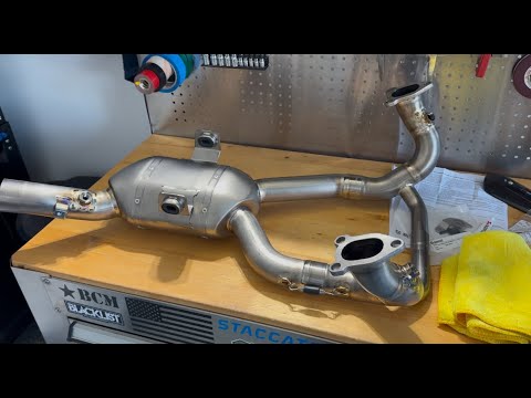 BMW R1300 GS | How to Install AKRAPOVIC Titanium Headers, UNBOXING and SOUND Comparison vs Stock!
