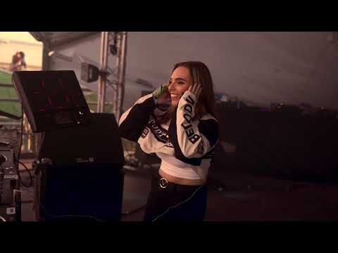 Stephani B live @ Victorious Festival, UK