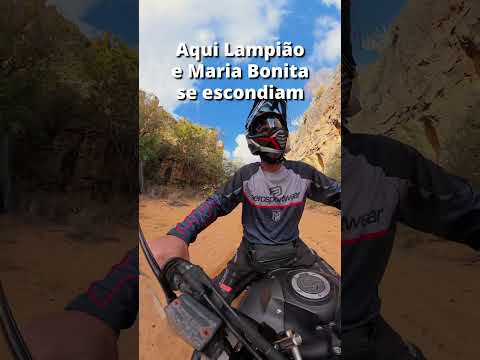 Trilha de moto no Raso da Catarina, Bahia