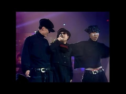 【TVPP】Kim Gun Mo - Sleepless Rainy Night, 김건모 - 잠 못 드는 밤 비는 내리고 @ 1994 KMF Live