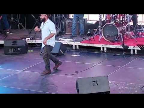 Lusi Lusi Yana - ( McDonald Taylor) Live Performance