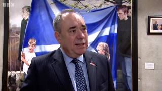 ALEX SALMOND EFFIGY - 05 11 2014