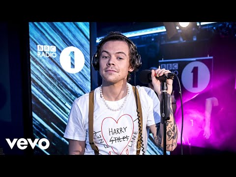 Harry Styles - Wonderful Christmastime in the Live Lounge