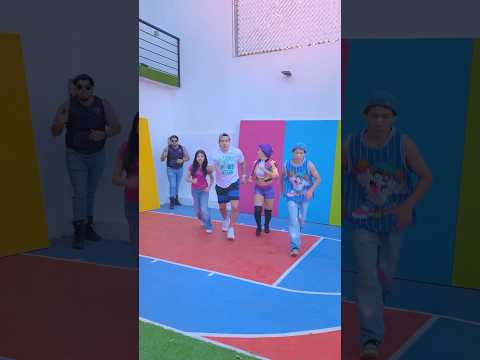 Podrás Escapar De Un POLICÍA? 👮🏻