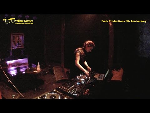 Julie Ann - Yellow Glasses Electronic Sessions - Funk Productions 6th Anniversary