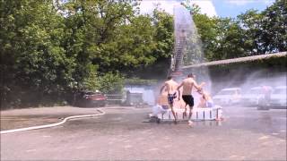 preview picture of video 'Freiwillige Feuerwehr Eschborn - Cold Water Challenge 2014'