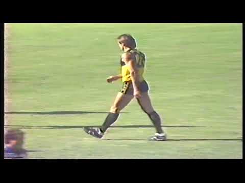 1986 Round 6 Sturt 25.16 166 d Woodville 16.12 108
