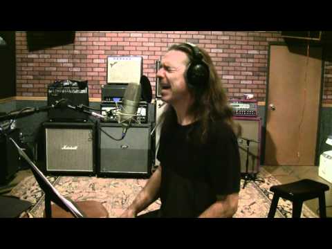 HOW TO SING LIKE DAVE GROHL - CHRIS CORNELL - MYLES KENNEDY - M SHADOWS - Ken Tamplin Original Song