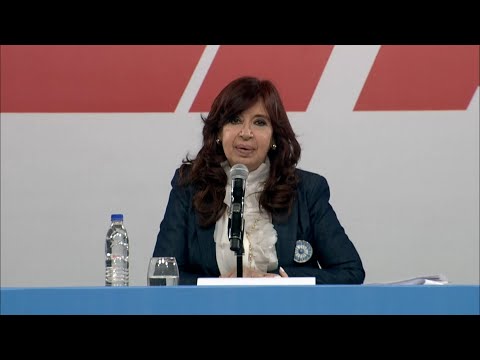Video: Cristina: "El Estado nacional debe recuperar el control y la auditoría de las políticas sociales”
