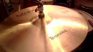 Video thumbnail for Istanbul Mehmet Traditional Series 14" medium hi hat by Riccardo Marenghi