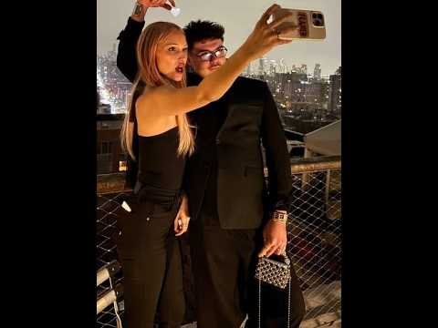 Grace VanderWaal / Britney Spears sells catalog rights for $200 million without an album since 2016