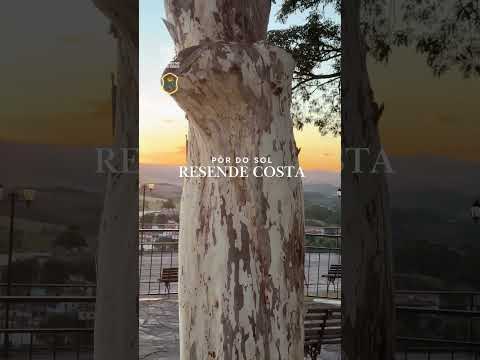 O pôr do sol mais acolhedor de Minas 🌅✨ #ResendeCosta #CaminhosDasMinasGerais #pordosol