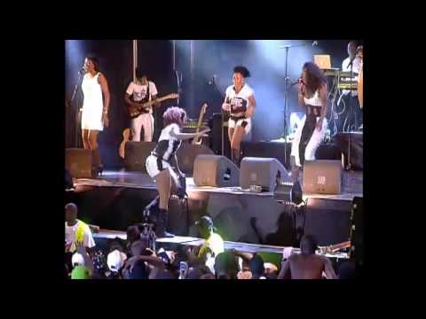 20- Festival da paz Angola faz - Titica