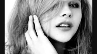 Y más te amo - Sin bandera Audio