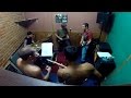 Gente con poco sentido del ridículo haciendo el capullo a ritmo de una turbo polka.