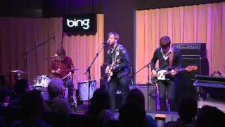 The Black Keys - Tighten Up (Bing Lounge)