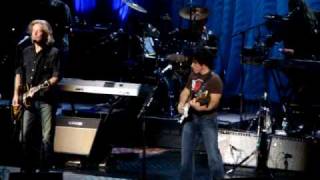 Hall & Oates—What's Going On—Live @ PNE Vancouver 2007-08-25