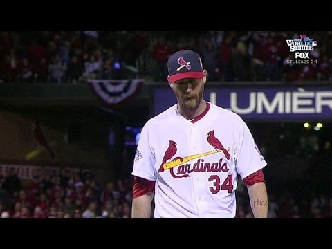 WS2013 Gm4: Axford strikes out Xander to end eighth