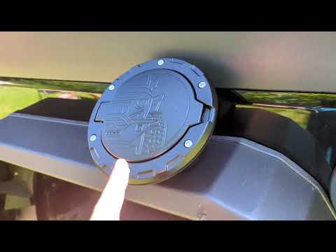 Hooke Road CNC Half Face Aluminum Gas Cap Cover Fuel Filler Tank Cool Things