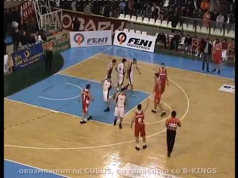 BOSKO JOVOVIC: Feni ind. vs Rabotnicki 9. kolo 2010, (white jersey #13)