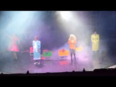 Castillos - Mentiras el Musical / Marta Fernanda (Yuri)