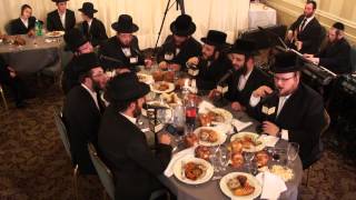 מנחם מושקוביץ ומקהלת ידידים - אומנום