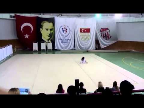 Zeynep Kirli BJK Yilbasi Gosterisi