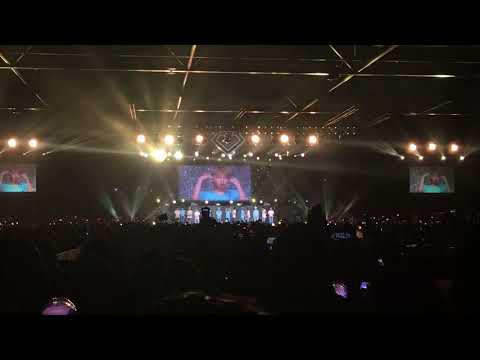 SEVENTEEN Diamond Edge Hong Kong 170812 - Ending + Goodbye