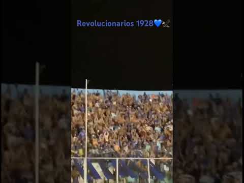 "Somos los hinchas más anarquistas" Barra: Revolucionarios 1928 &bull; Club: Motagua