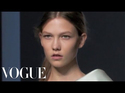 Fashion Show - Calvin Klein: Spring 2009 Ready-to-Wear