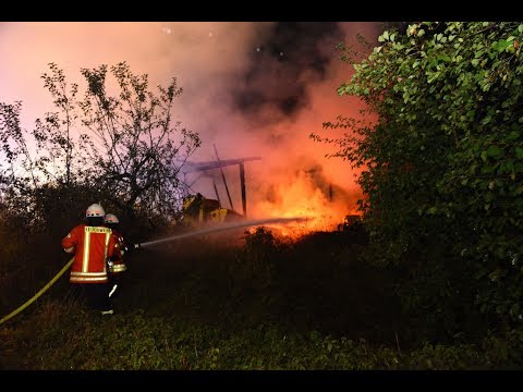 Großbrand auf Golfplatz in Lobbach! Historische Scheune brennt lichterloh