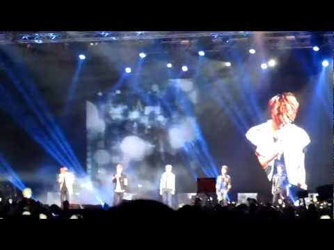 120303 Beast - On Rainy Days @Beast Beautiful Show SG