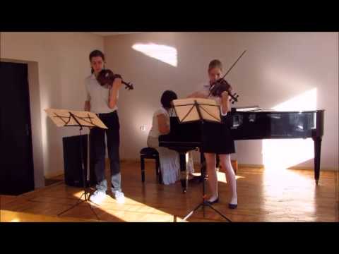 J. Kern. Smoke gets in your eyes. Oleksandr Makarevich and Stefaniia Dashko