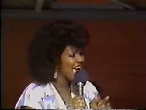 MILAGROS HERNANDEZ COMO UNA LOBA V    1080p  60FPS