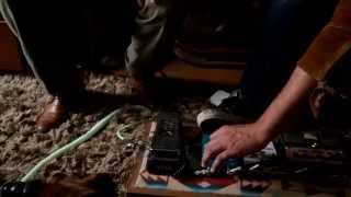 Radio Moscow singer plays skateboard guitar