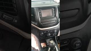 2016 Jeep Cherokee Radio/Display/Nav Screen Removal