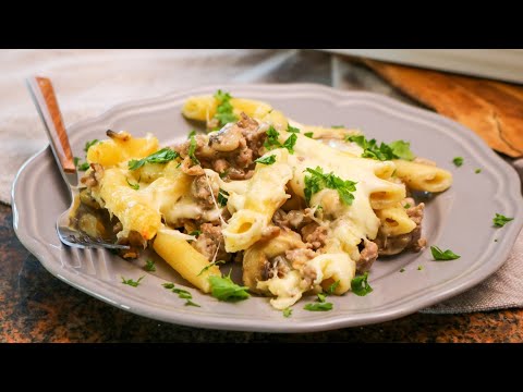 Pasta and ground meat casserole