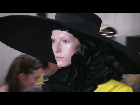 Nina Ricci Fall / Winter 2023 collection