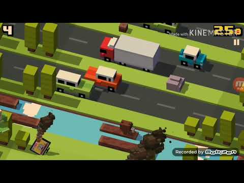 Crossy road, playing as Hooty ( Friends of crossy )