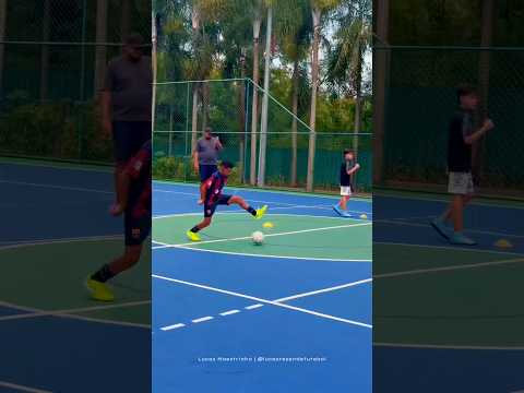 Mauro Longo treinando Lucas Maestrinho