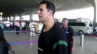 Akshay Kumar With Family Spotted At Airport Departure